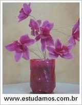 Vaso de Flor em Garrafa Pet