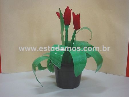 Vaso Decorativo Com Folhas em Garrafa Pet